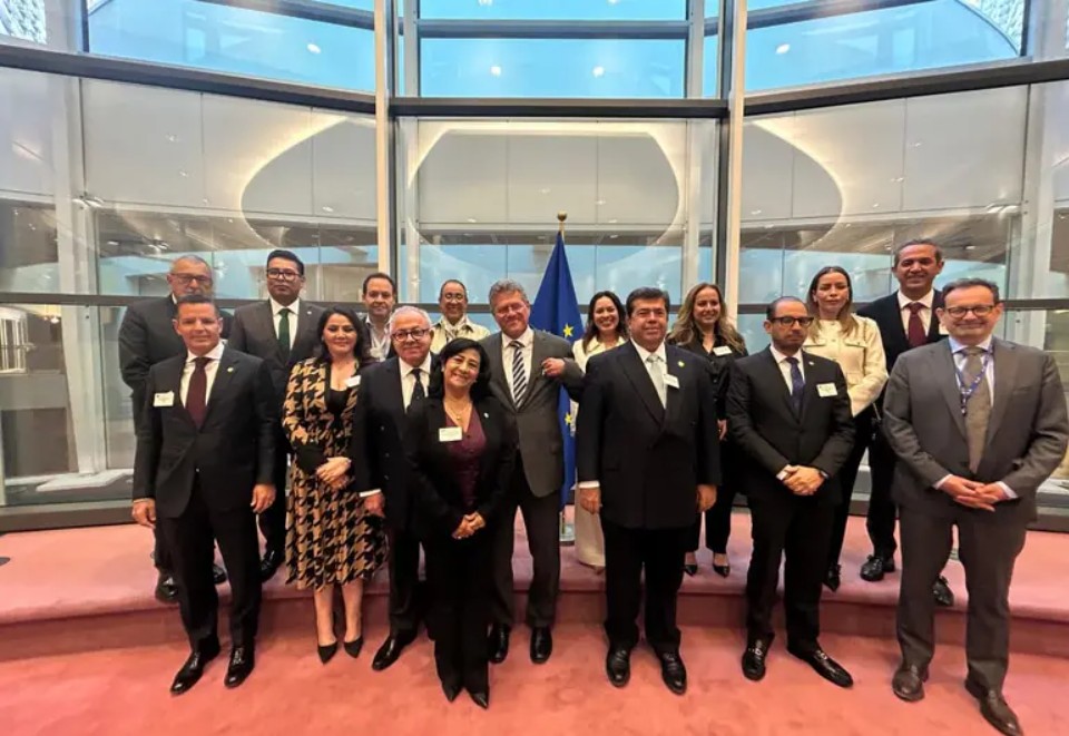 El Senado mexicano, un edificio que ha sido testigo de los costosos viajes internacionales.