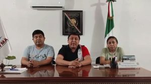 El video muestra al comisario de Uayma golpeando a la menor.