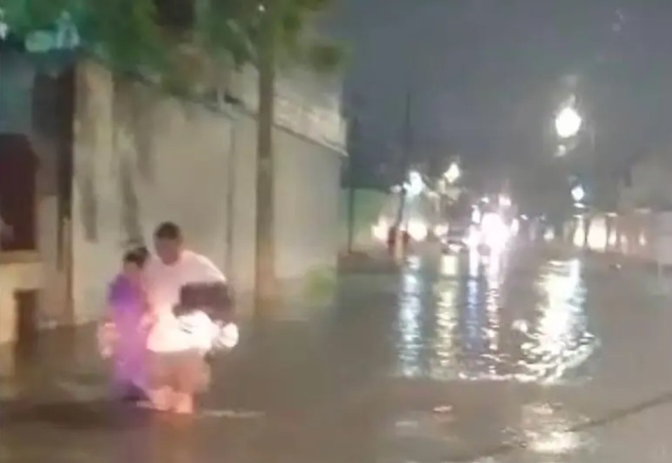 La tormenta eléctrica en Veracruz ha causado estragos y pérdidas humanas.