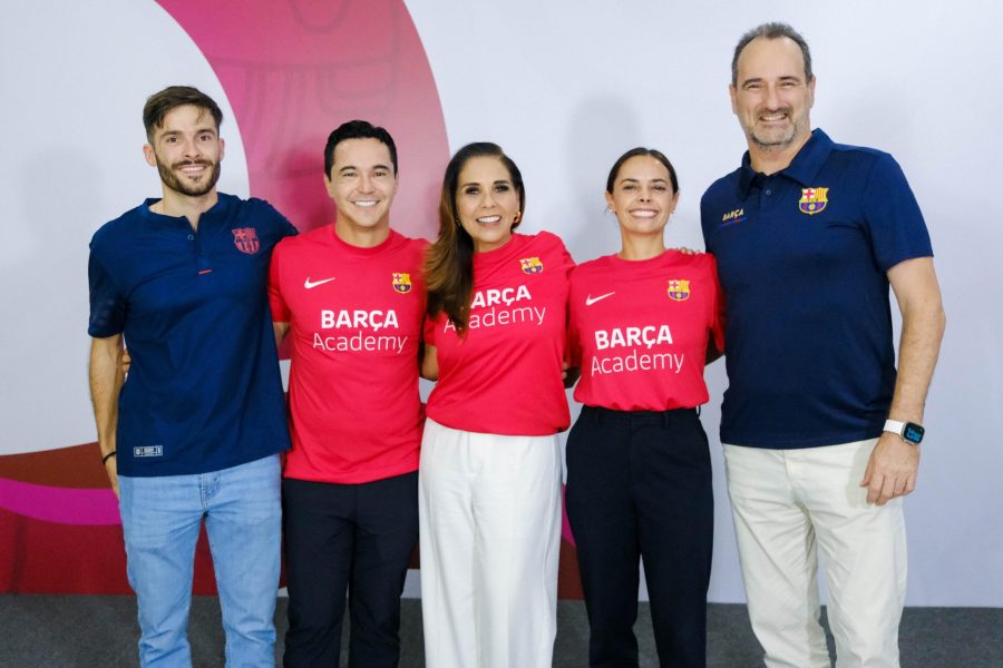 La gobernadora Mara Lezama anunció el programa de formación oficial del FC Barcelona.