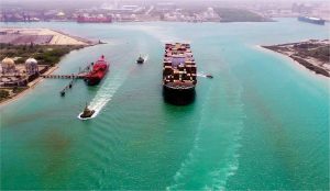 El buque Challenge Procyon, asegurado en el puerto de Altamira, es el centro de la investigación por huachicol fiscal y tráfico de armas.