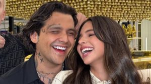 Miembros de la RedCoFem, durante una manifestación en Morelia, sosteniendo pancartas.