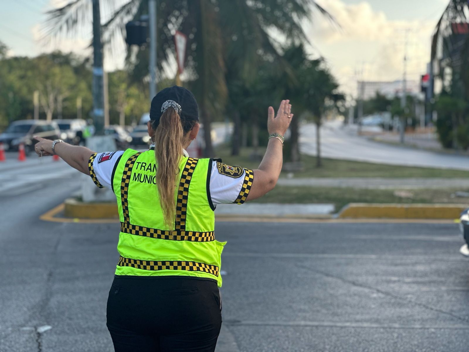 Los automovilistas deben tomar vías alternas por los cierres viales en la ciudad.
