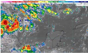 Un cielo gris anuncia la llegada de lluvias fuertes a la península.