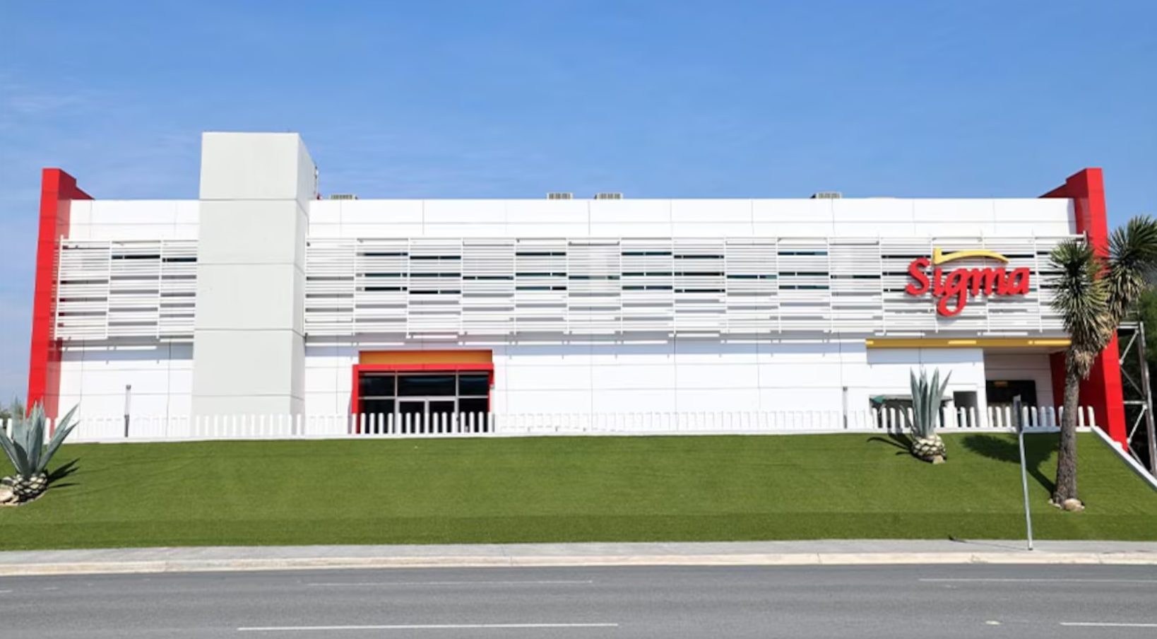 Sigma inaugura CADI en Yucatán con inversión de 400 mdp y proyecta 420 mdp más, fortaleciendo abasto hacia Quintana Roo.