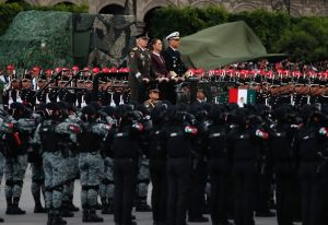 La presidenta Claudia Sheinbaum defiende la soberanía nacional y defensa de México, llamando a la unidad en su primer desfile militar.