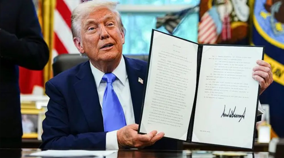 Las empresas tecnológicas alertaron a sus empleados con visas H-1B sobre la nueva medida.