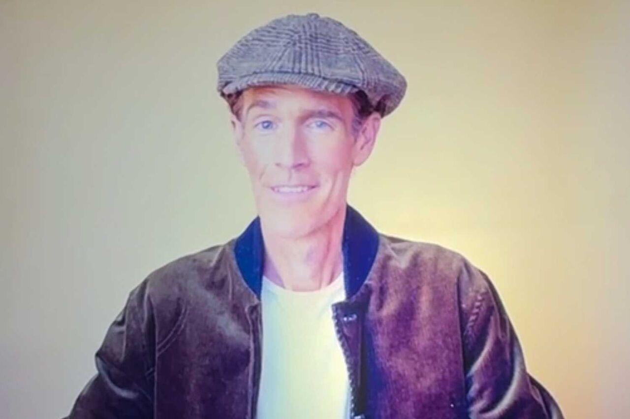 El actor James Van Der Beek reaparece en una lectura especial del piloto de Dawson's Creek para una fundación contra el cáncer.