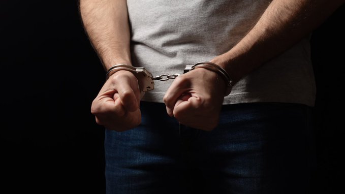 Se investiga la agresión a agente fronteriza en EE. UU. por parte de dos mexicanos.