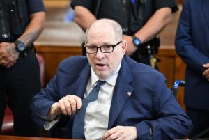 La sentencia de Harvey Weinstein está programada para este martes por agresión sexual contra una exasistente.