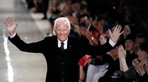El diseñador Giorgio Armani fue un ícono de la moda, admirado por celebridades como Julia Roberts y Beyoncé Knowles.