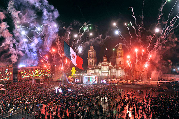 La presidenta Claudia Sheinbaum da la sorpresa del 15 de septiembre en la conferencia de prensa matutina.