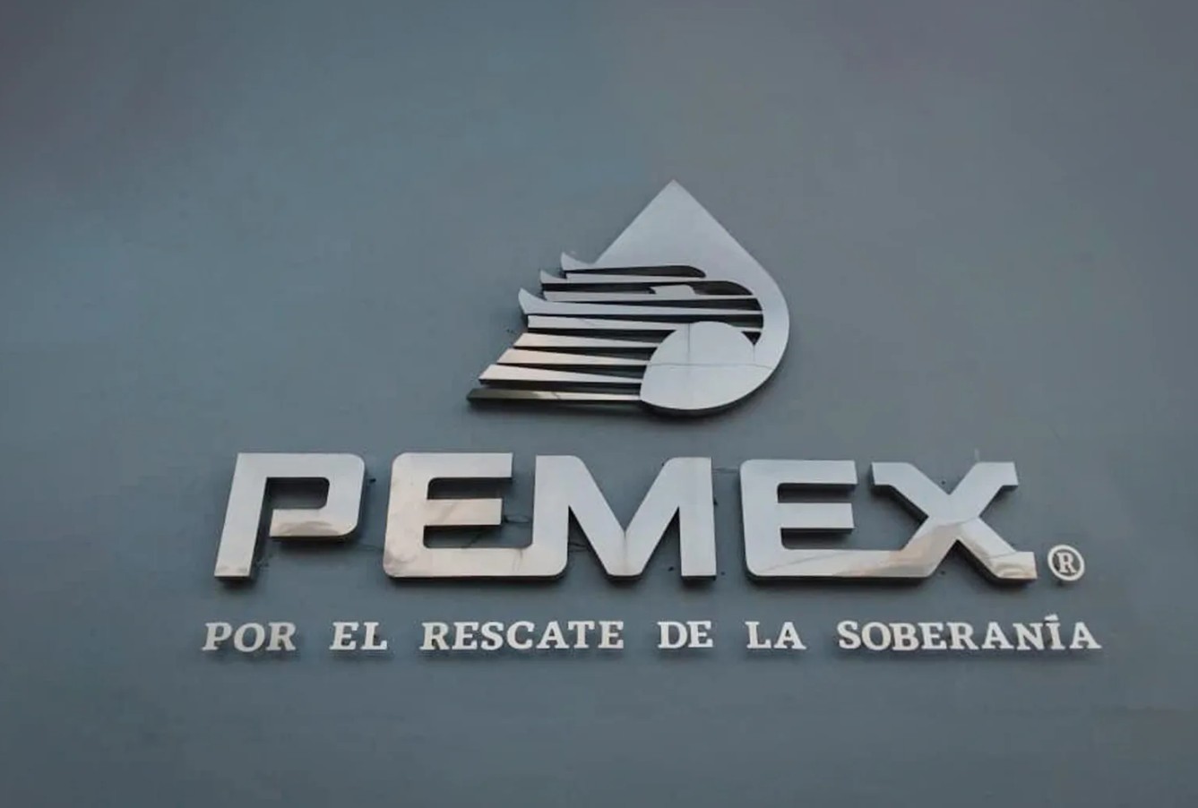 El gobierno federal inyecta 10,000 millones de dólares de capital a la petrolera.