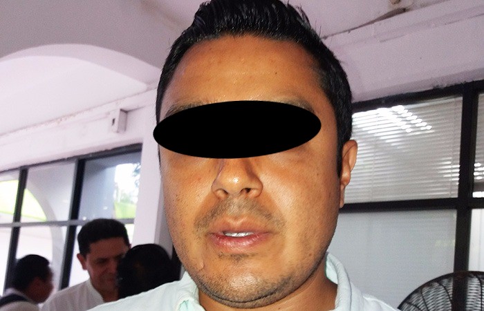 Raymundo López Martínez, el ex oficial mayor de Cozumel, fue detenido en Mérida.