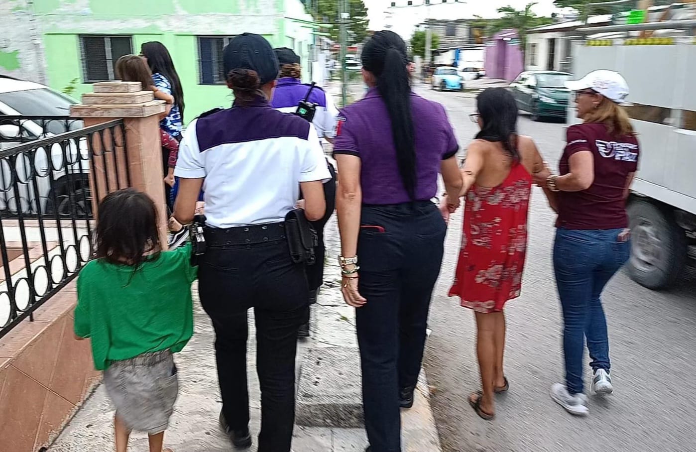 El rescate de cinco menores en Cancún evidenció la coordinación interinstitucional del Ayuntamiento de Benito Juárez en la Supermanzana 70.