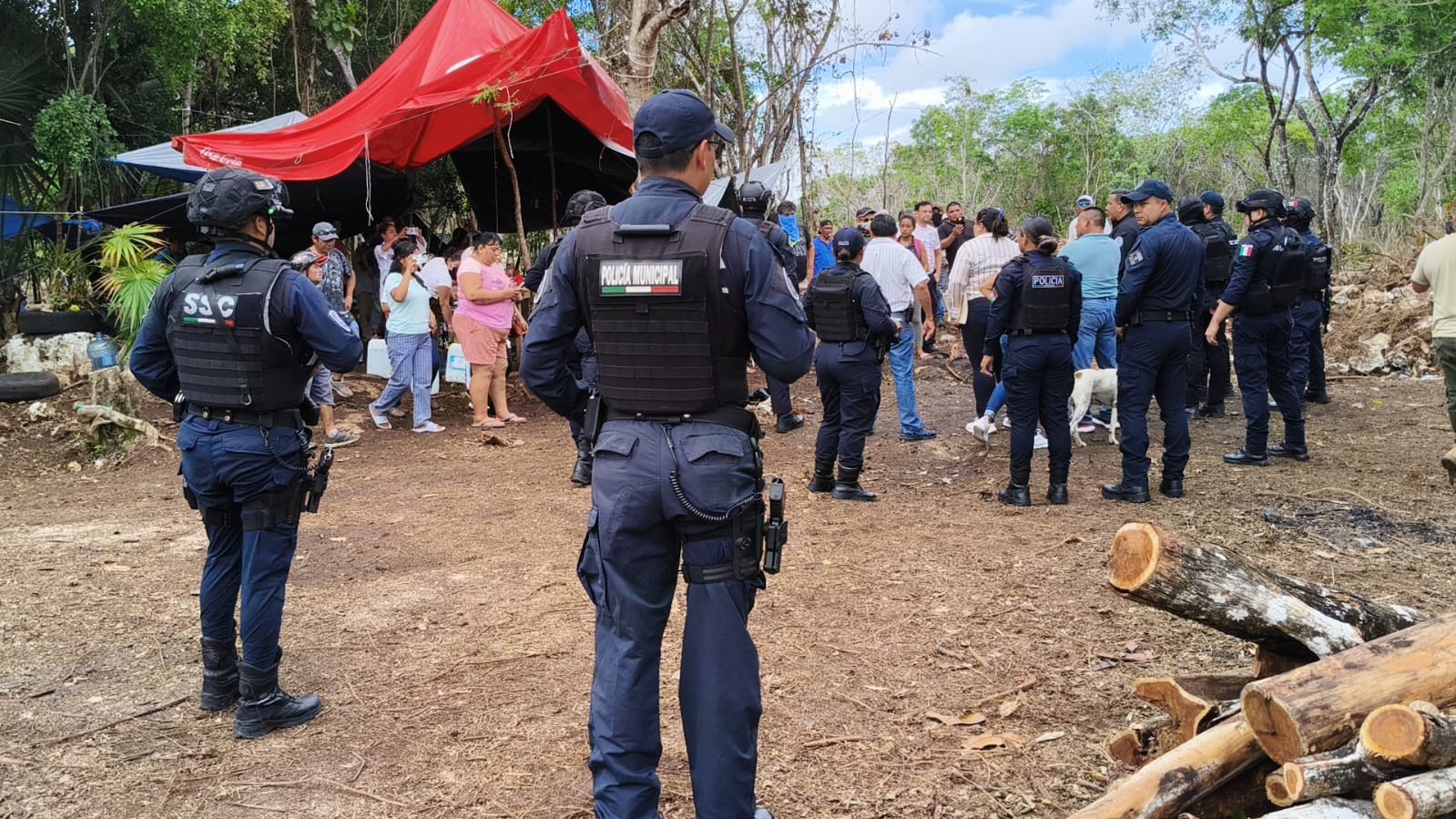 El Ejido de Playa del Carmen dialoga con los invasores-predios-playa-carmen.