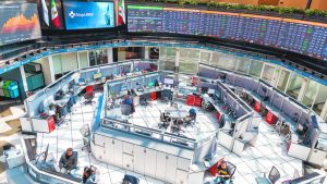 Las Afores alcanzan su mayor porcentaje de inversión en renta variable nacional en dos años, impulsadas por el repunte del S&P/BMV IPC.