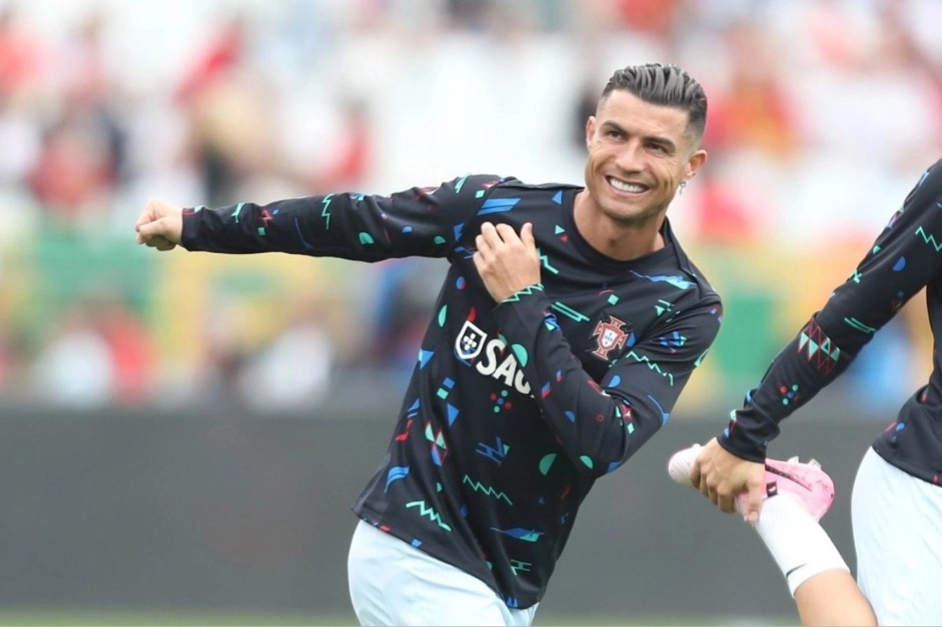 Cristiano Ronaldo, el primer futbolista en alcanzar los $1,400 millones de dólares en patrimonio.