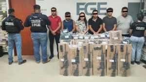 La FGE, Guardia Nacional y Policía Municipal coordinan un operativo para desarticular un grupo criminal en Playa del Carmen.