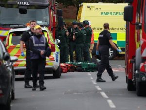 La zona cercana a la sinagoga de Mánchester acordonada tras el ataque terrorista durante Yom Kippur.