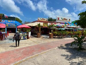 Un 35% de los restaurantes del estado enfrentaron el Cierre de Restaurantes Quintana Roo este año.