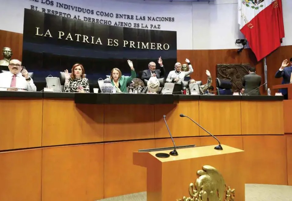 El Pleno del Senado de la República al momento de la votación, ratificando la Miscelánea Fiscal 2026 sin cambios.