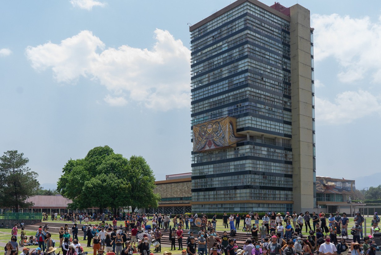 El Estadio Olímpico Universitario de la UNAM, escenario donde ocurrió el sometimiento fatal del aficionado de Cruz Azul.