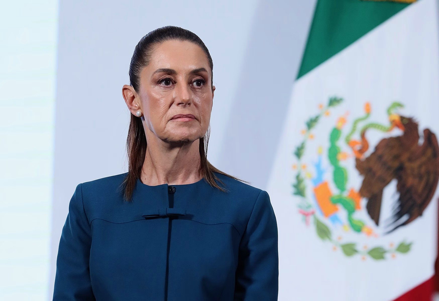La presidenta Claudia Sheinbaum Pardo subrayó que México no aceptará una intervención militar de EE. UU. en México.