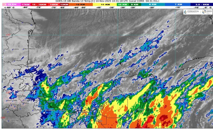 Las autoridades prevén bancos de niebla en tramos carreteros por el frente frío número Trece.