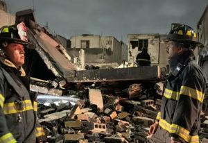 Fotografía de las ruinas de una vivienda totalmente colapsada tras la explosión en la colonia Los Olmos.