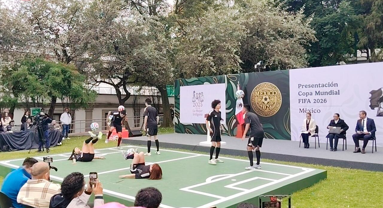 La presidenta Claudia Sheinbaum encabeza el anuncio oficial de la Copa Mundial FIFA 2026.