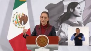 La presidenta Claudia Sheinbaum Pardo confirmó en su conferencia matutina la propuesta de adelantar la revocación de mandato.