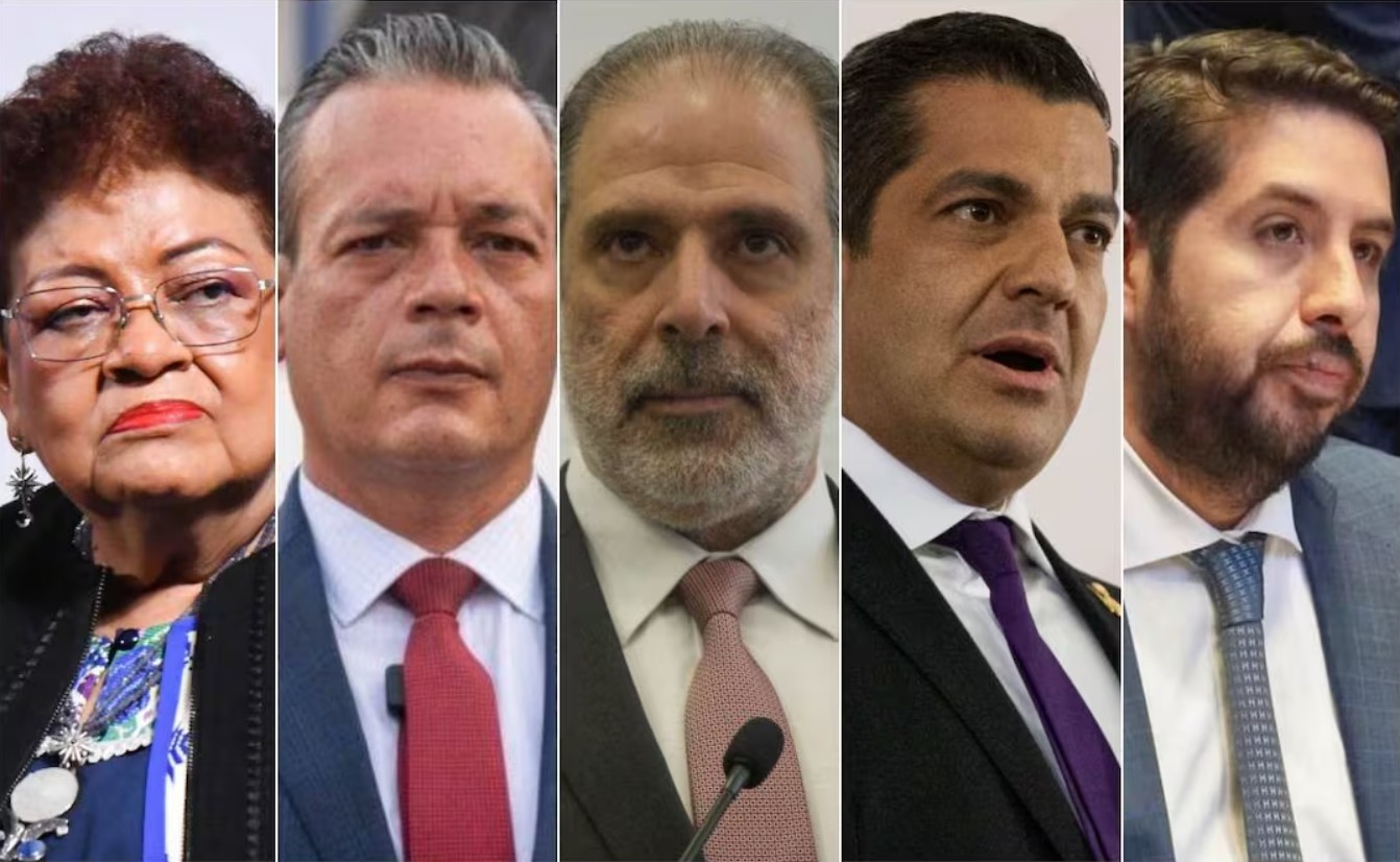 La abogada Ernestina Godoy Ramos se registró como aspirante a la titularidad de la FGR.