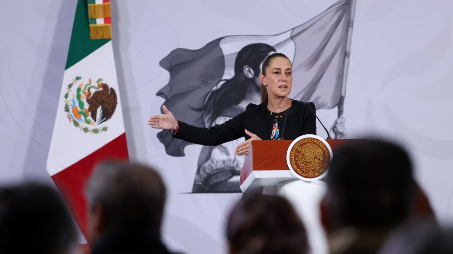 La presidenta Claudia Sheinbaum explicó los aranceles en la ‘mañanera’.