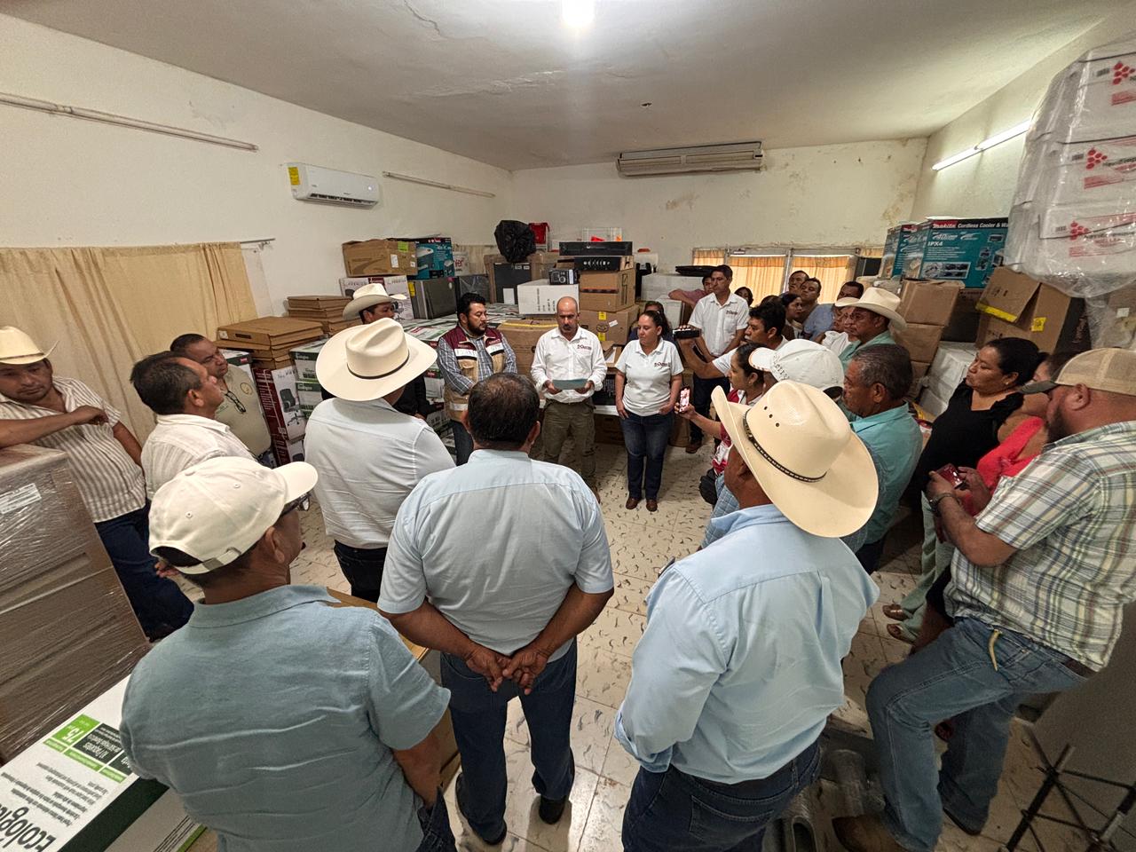 La SEDARPE y el CEFPPQROO trabajan juntos para fortalecer la salud del ganado.