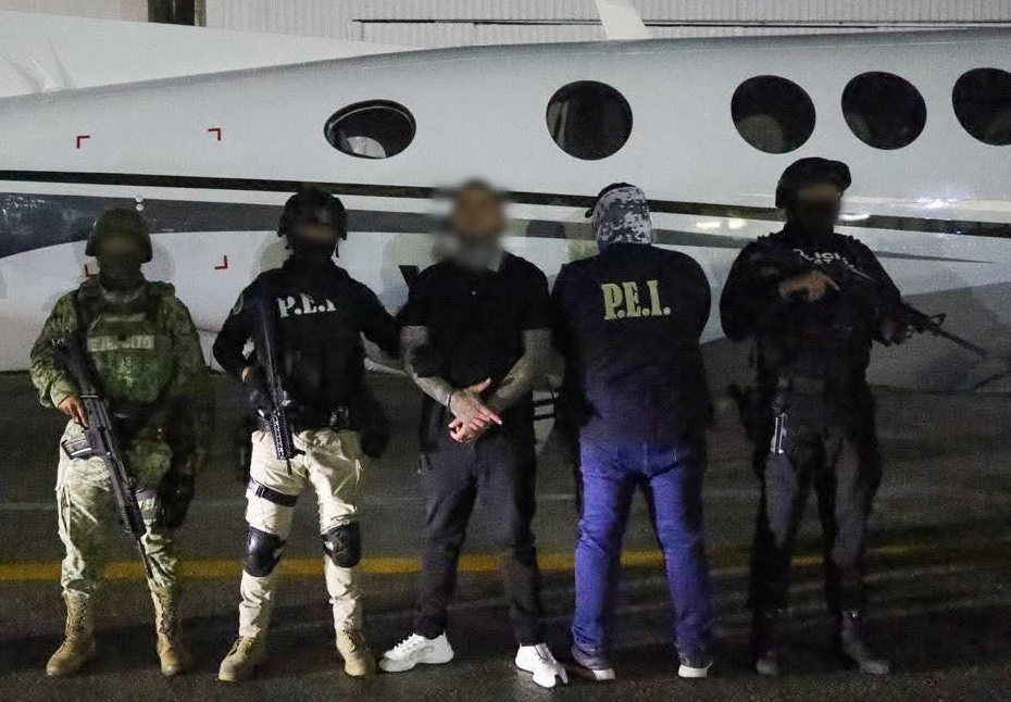 Tras una cacería por cinco estados, cae "Shamir", el jefe de plaza vinculado a la ejecución de un empresario por fraudes millonarios. Yucatán bajo máxima alerta.