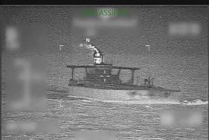 Las fuerzas navales de Estados Unidos interceptaron al petrolero Marinera en las gélidas aguas del Atlántico Norte, cerca de Islandia.