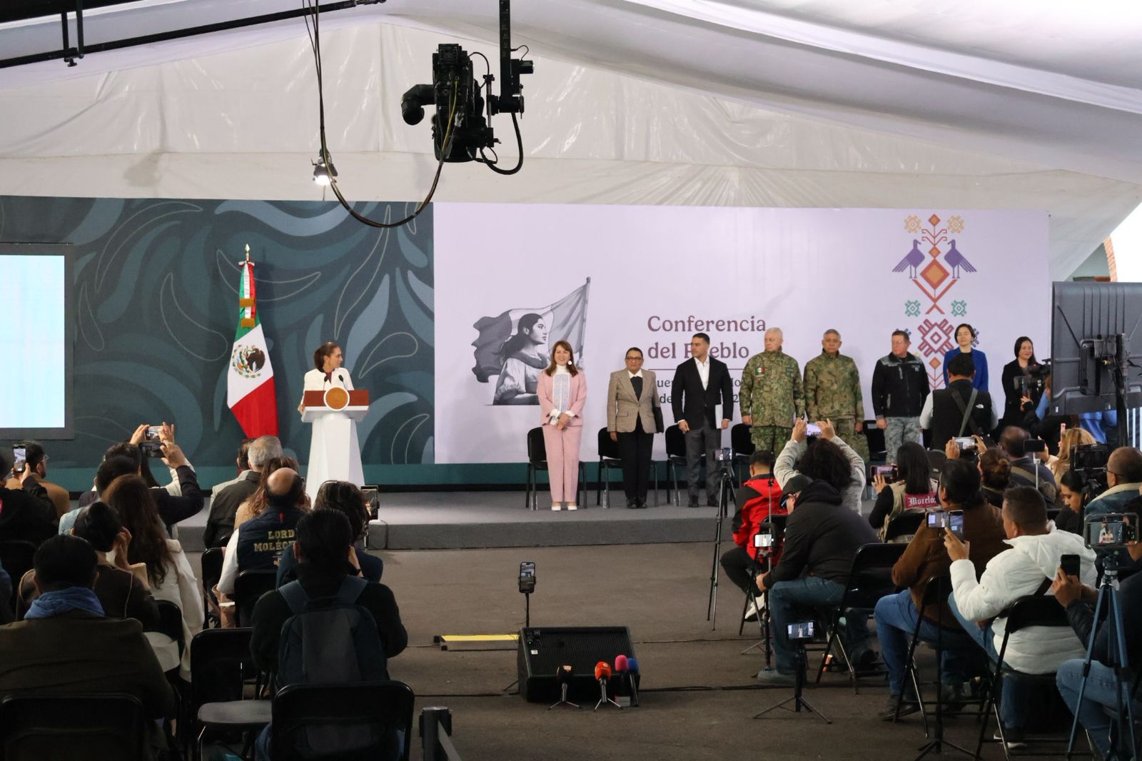 La presidenta Claudia Sheinbaum aclaró desde Morelos que el permiso para militares extranjeros es un trámite constitucional rutinario.