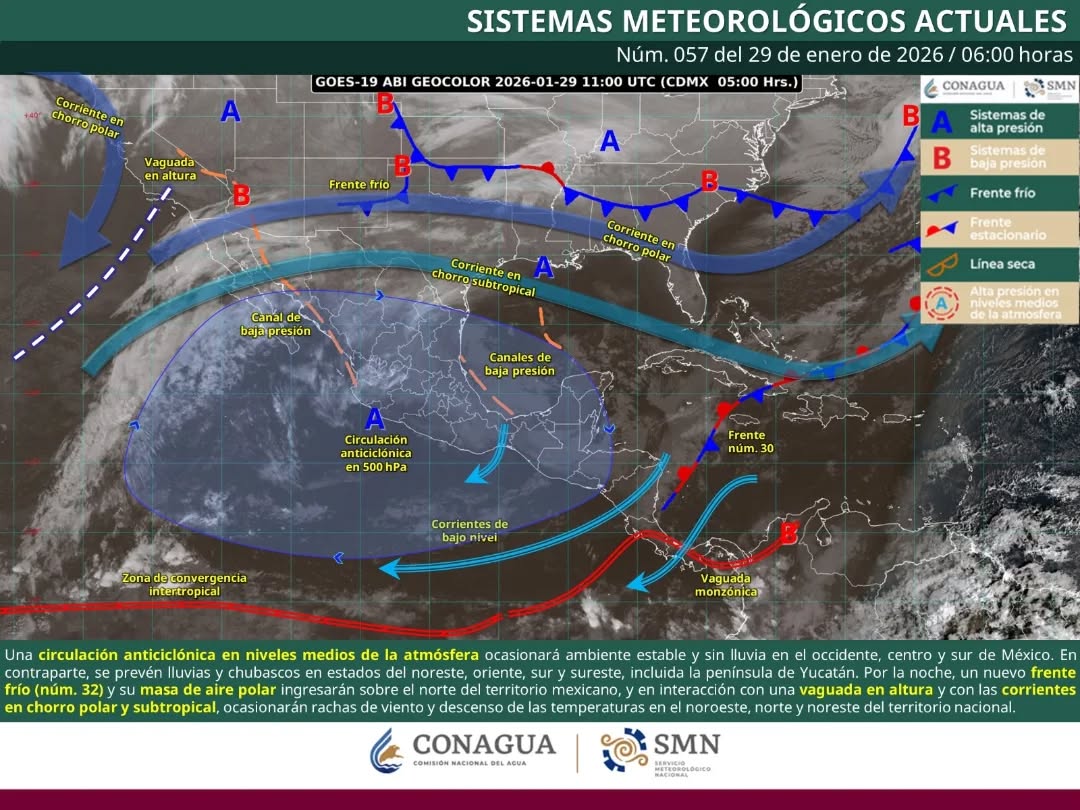 Los bancos de niebla reducen drásticamente la visibilidad en las carreteras estatales durante las primeras horas.