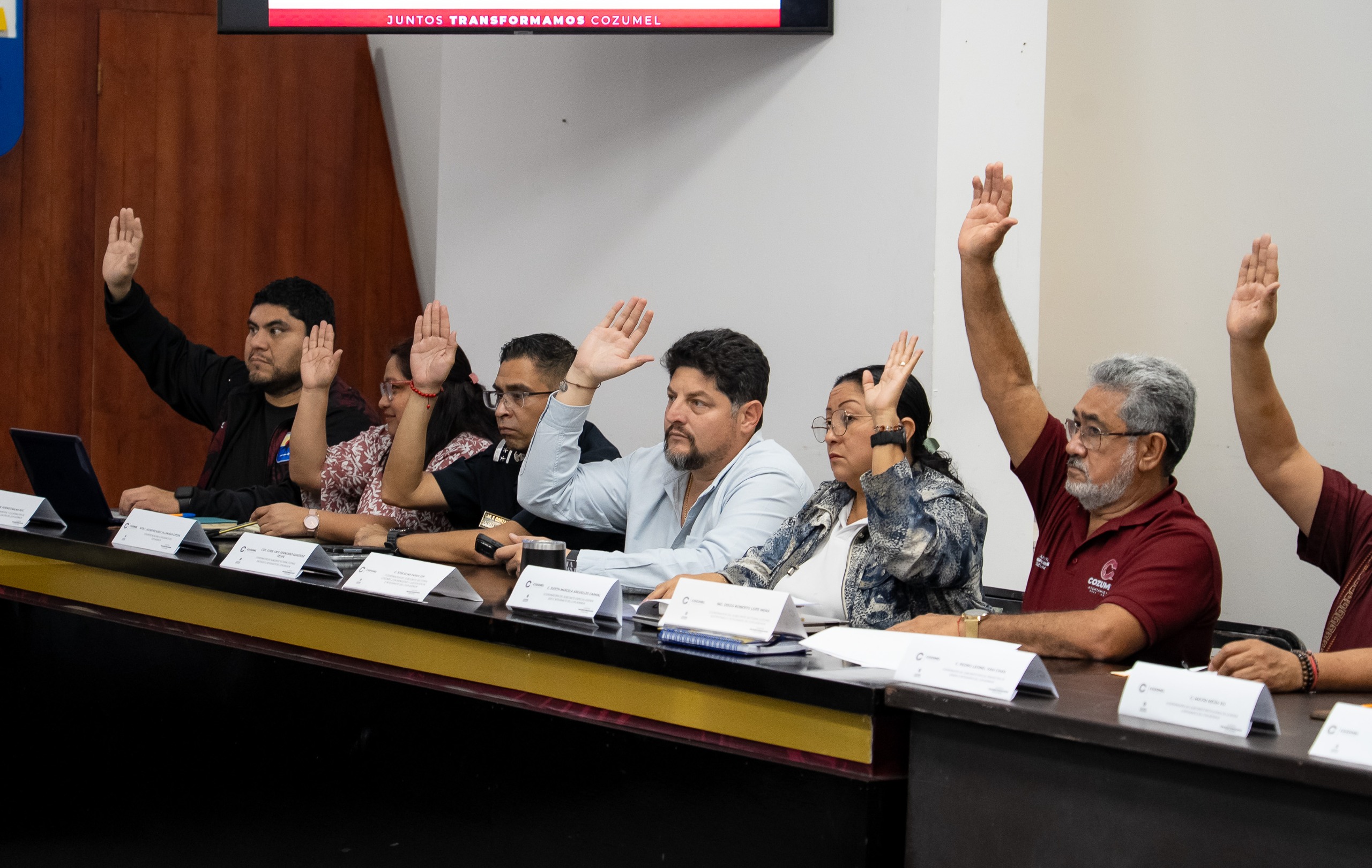 Autoridades municipales encabezan la quinta Sesión Ordinaria del Coplademun para detallar la inversión en seguridad en Cozumel.