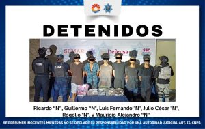 Las fuerzas de seguridad municipal y federal mantienen una presencia constante en las supermanzanas del centro para prevenir actos delictivos.