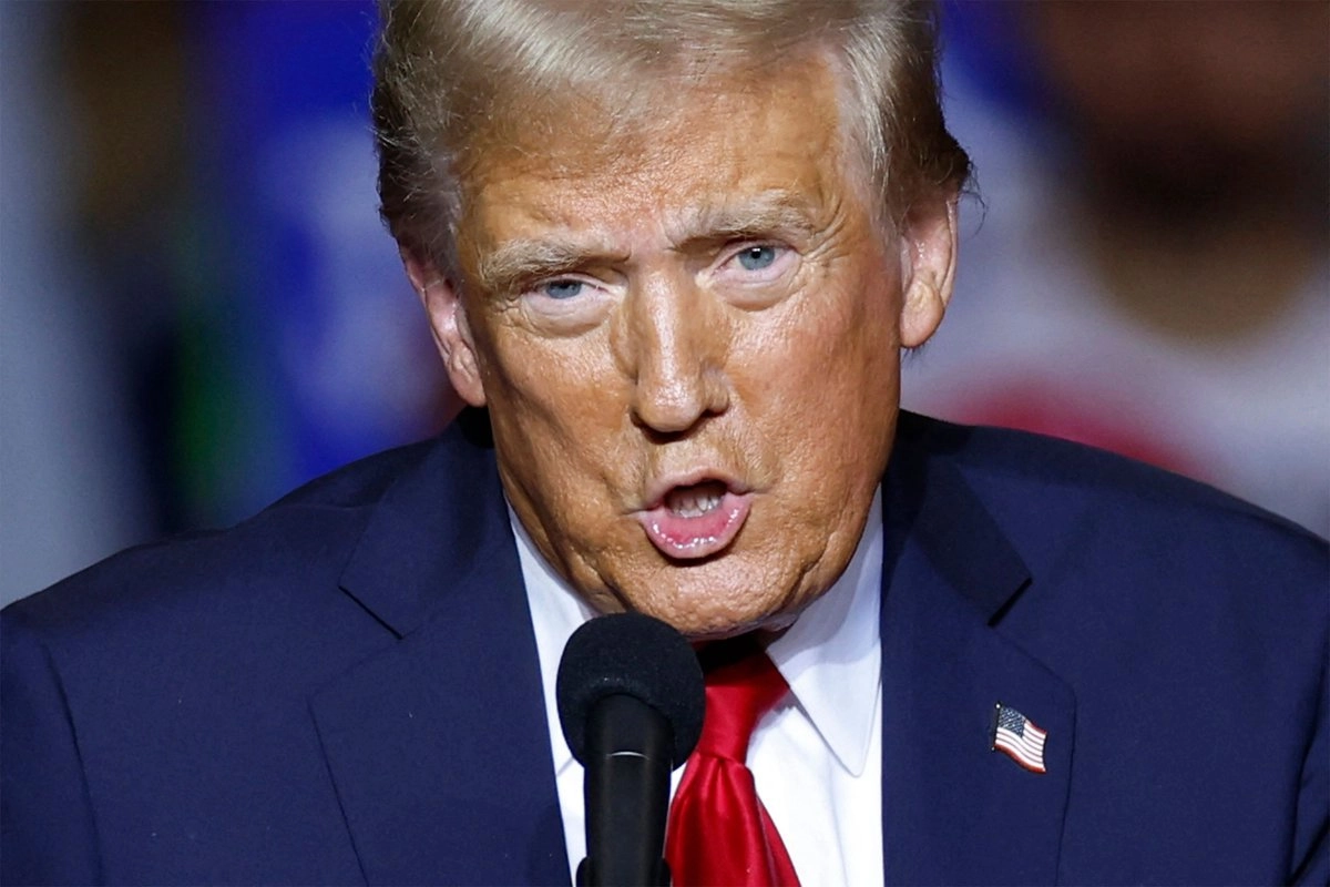 Donald Trump afirma que los cárteles controlan México. El mandatario advierte acciones tras la detención de Maduro y critica la negativa de Sheinbaum a la ayuda militar.