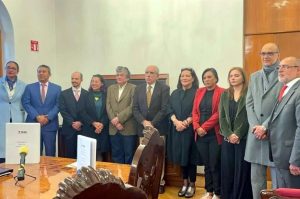 Pablo Gómez encabeza la reunión donde se discutieron los puntos clave de la nueva reforma electoral en México ante los consejeros del INE.