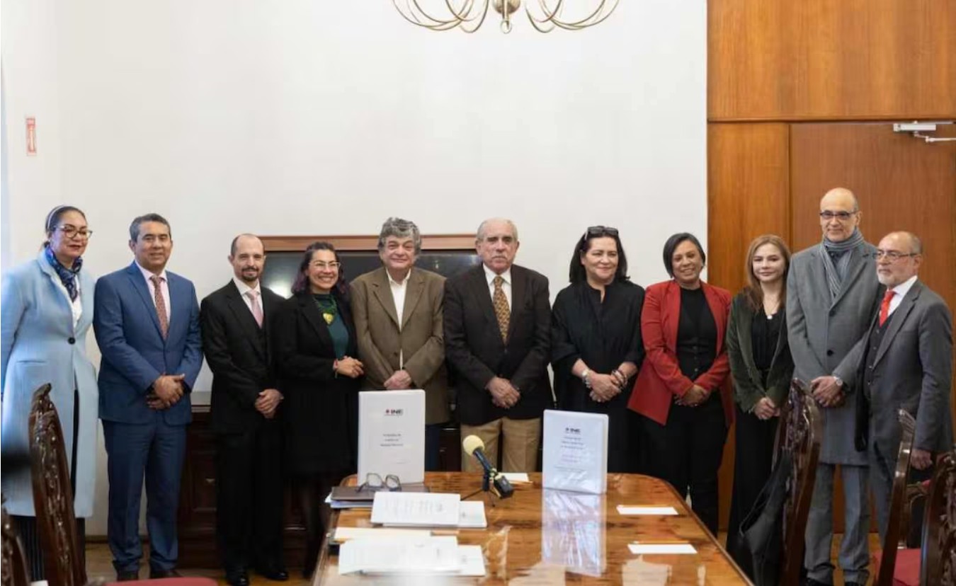 Los consejeros del INE presentan el documento técnico con las recomendaciones para la nueva legislación en materia electoral.