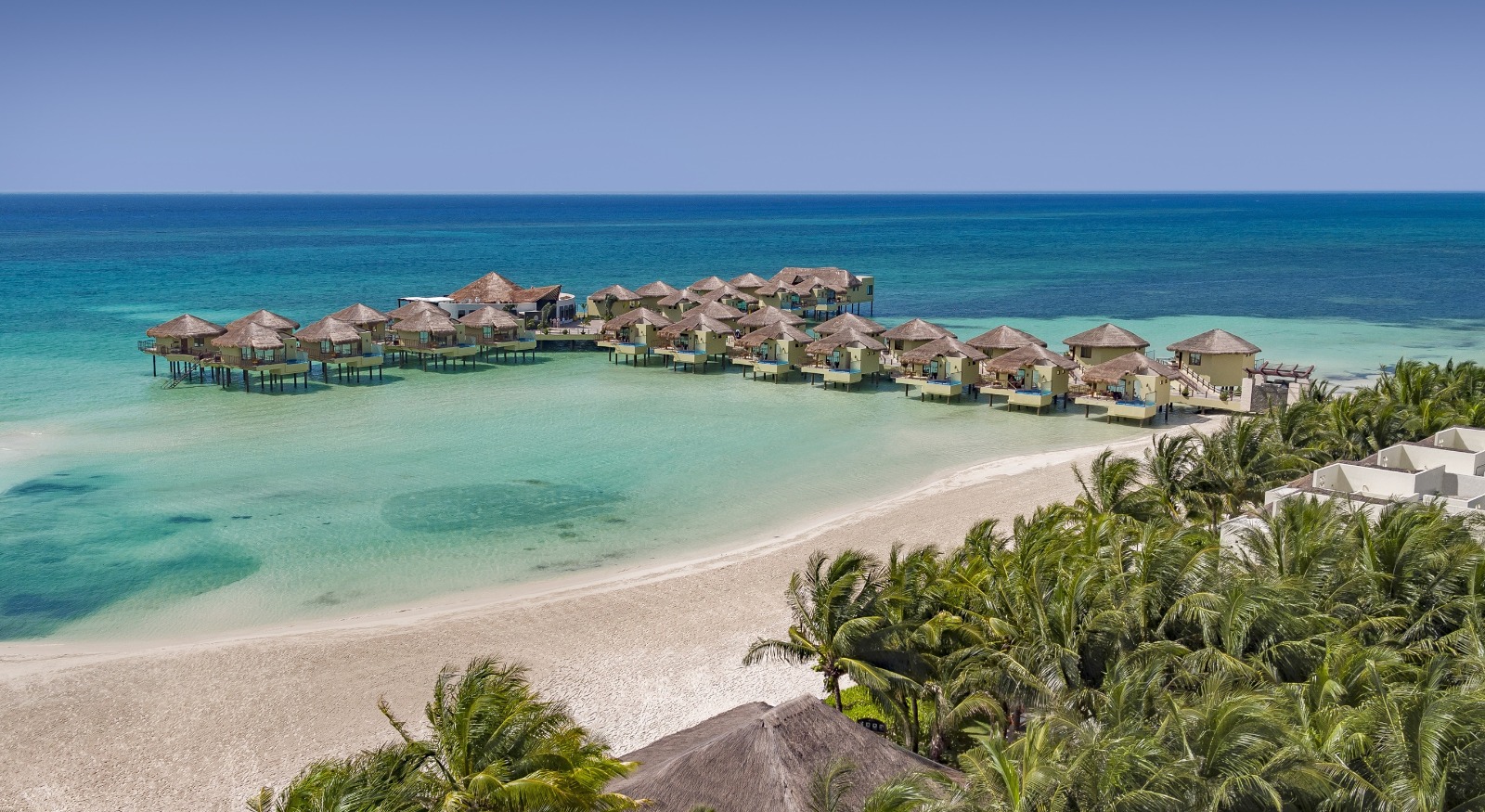 Lomas Hospitality introduce nuevas opciones de reserva para que los viajeros personalicen su estancia en la Riviera Maya.