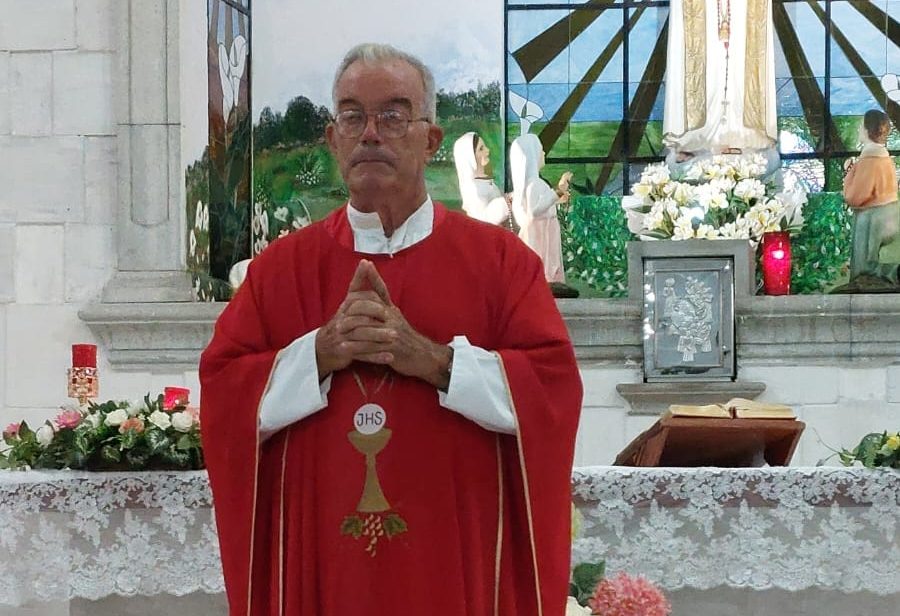 La comunidad religiosa despide con profunda tristeza al padre José Antonio Barco Villanueva por su invaluable labor.