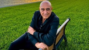 El reconocido productor Pedro Torres falleció este viernes a los 72 años rodeado de su familia y seres queridos cercanos.