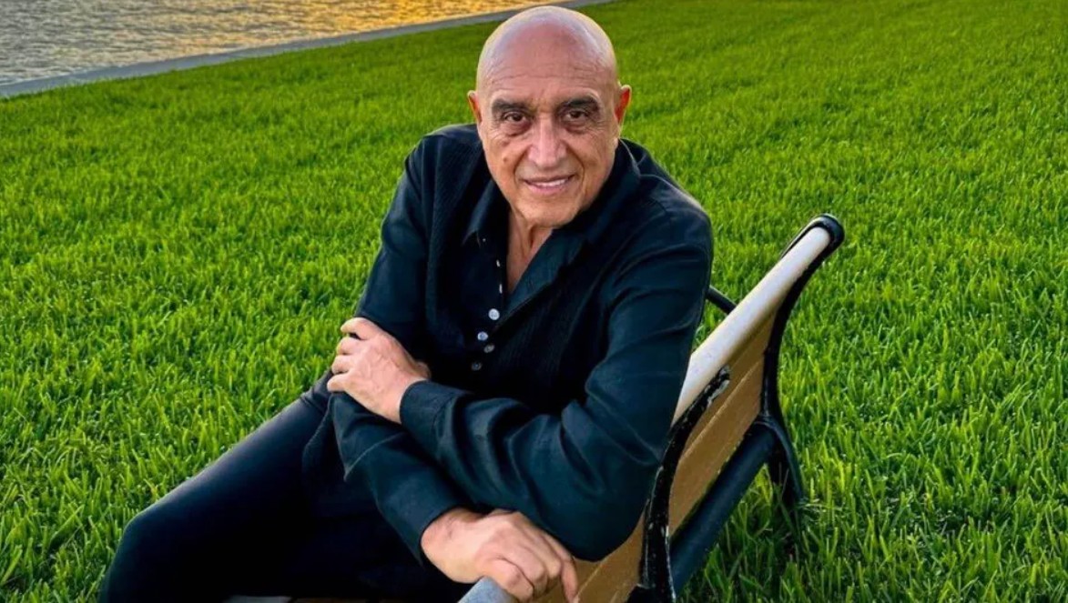 El reconocido productor Pedro Torres falleció este viernes a los 72 años rodeado de su familia y seres queridos cercanos.