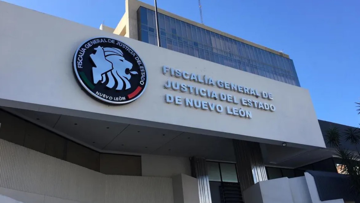 Personas afectadas presentan pruebas de las transferencias bancarias realizadas ante las autoridades competentes en Nuevo León.