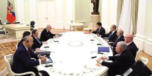 La Casa Blanca afirma que el actual modelo se está derrumbando y urge realizar cambios en Cuba para evitar un desastre.